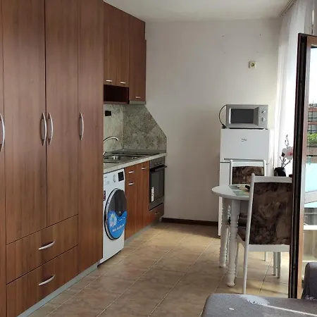 Penyrent Apartment Warna